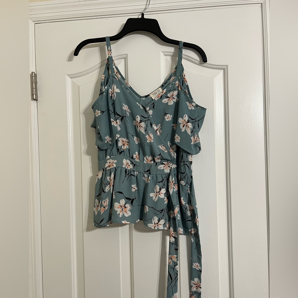 Women's blouse
